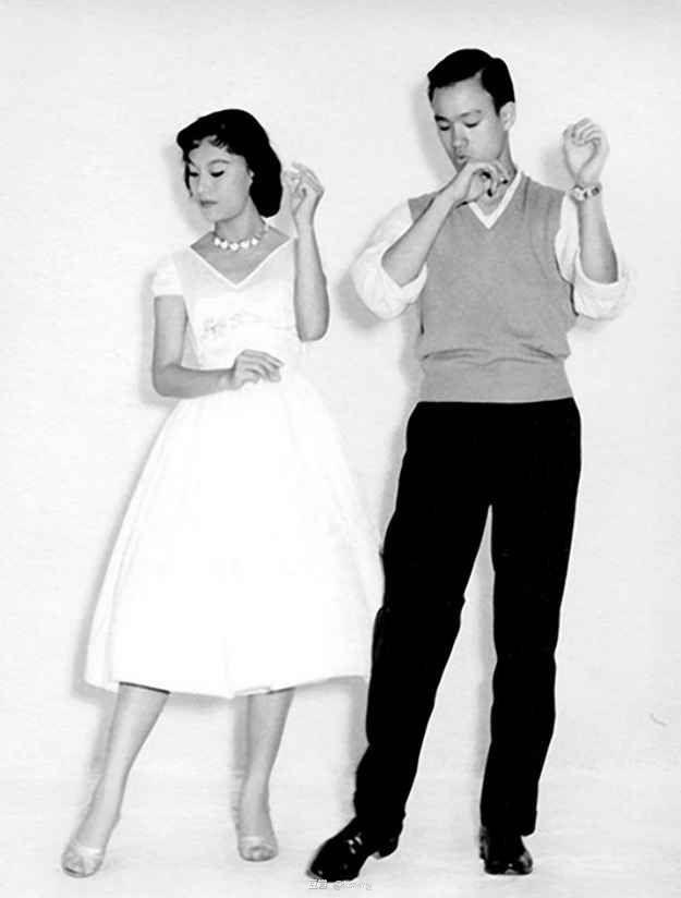 中国历史上最强悍的团队合影,埃菲尔铁塔最著名合影