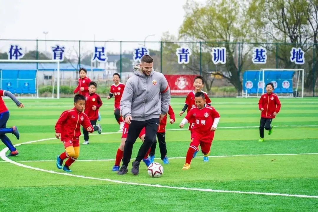 上海新建足球场在哪里,上海未来要建新的专业足球场