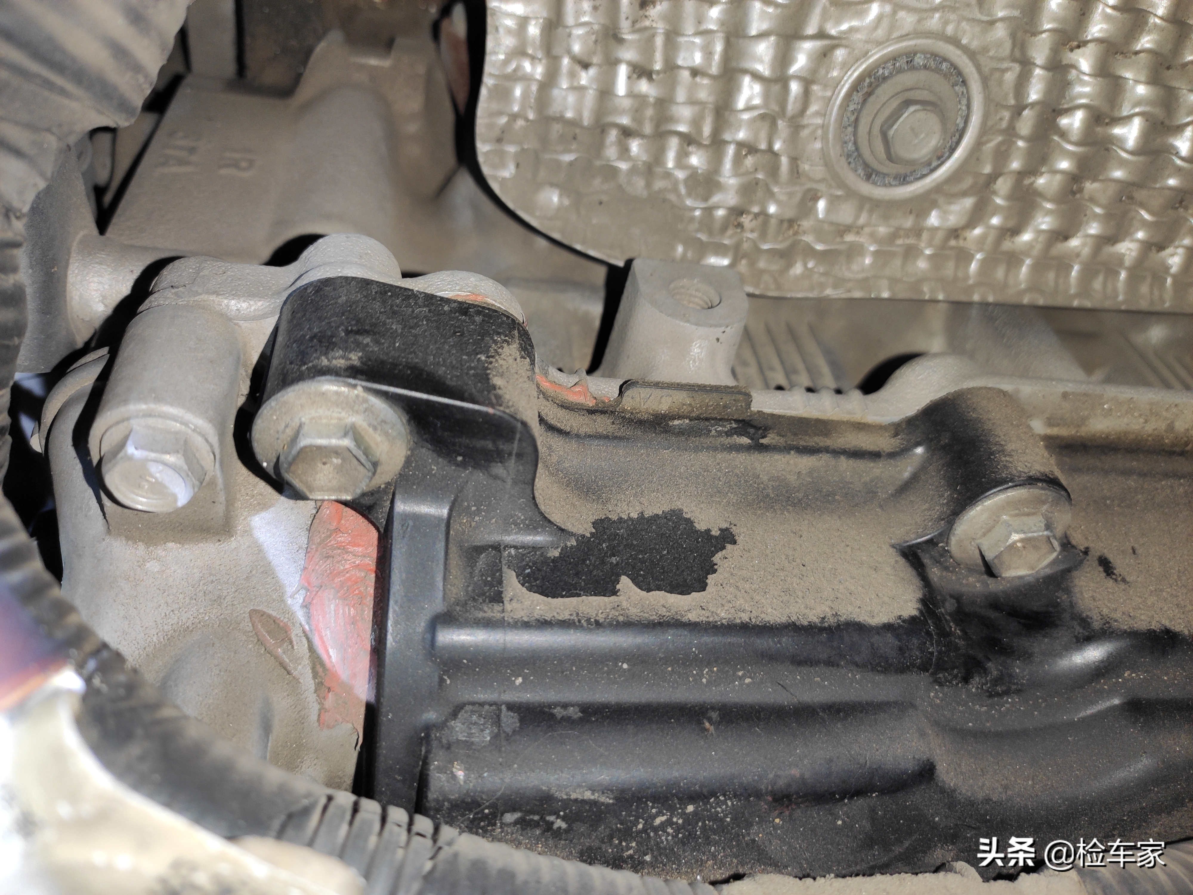 12年日产天籁公爵新车落地价,20万公里的天籁公爵值得入手吗