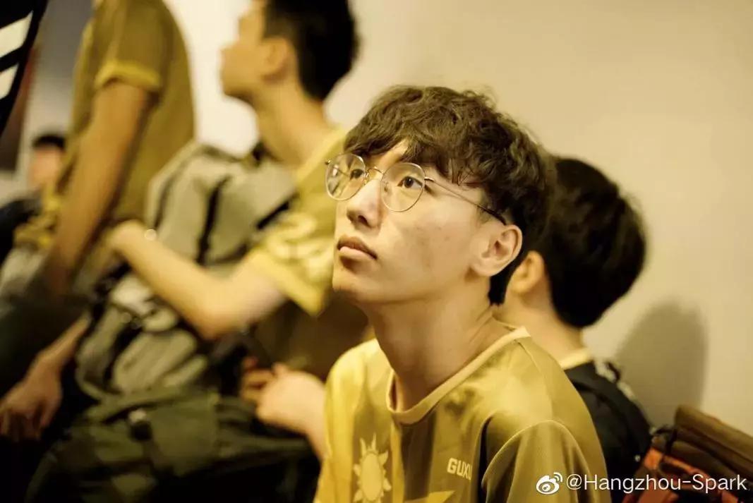 远离家乡打守望联赛的人,守望先锋选手排行