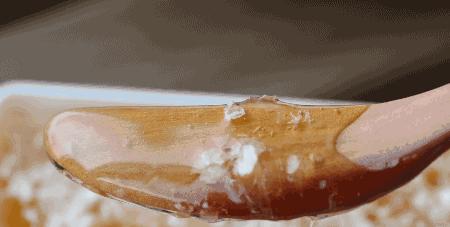 孙艺珍玄彬皮肤,蜂蜜护肤品