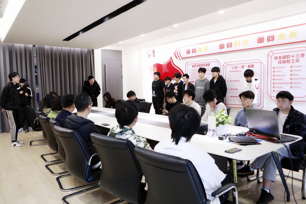 王者光荣首个100段野王,王者光荣第二个英雄