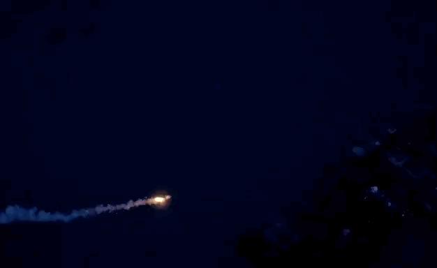 最会玩火的男人！他炸遍全世界却换来全网膜拜：美到窒息的神作