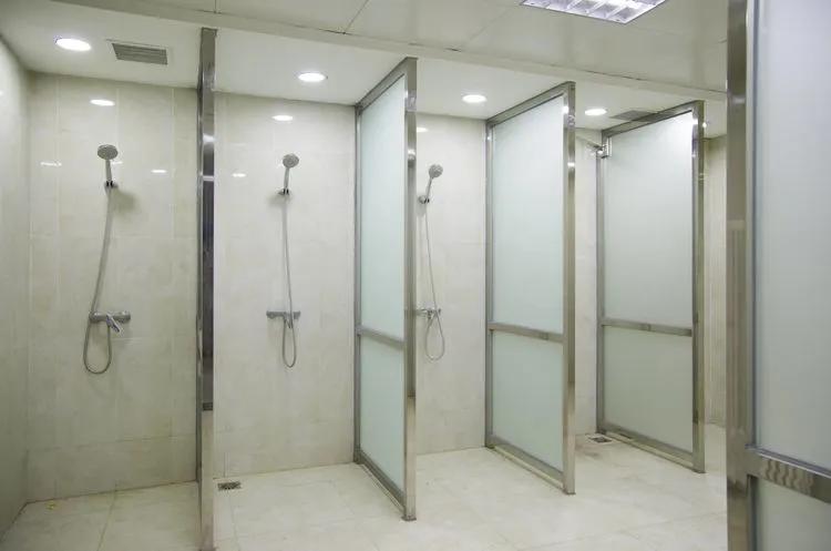 四平师院体育场对外开放吗,四平体育馆开放时间