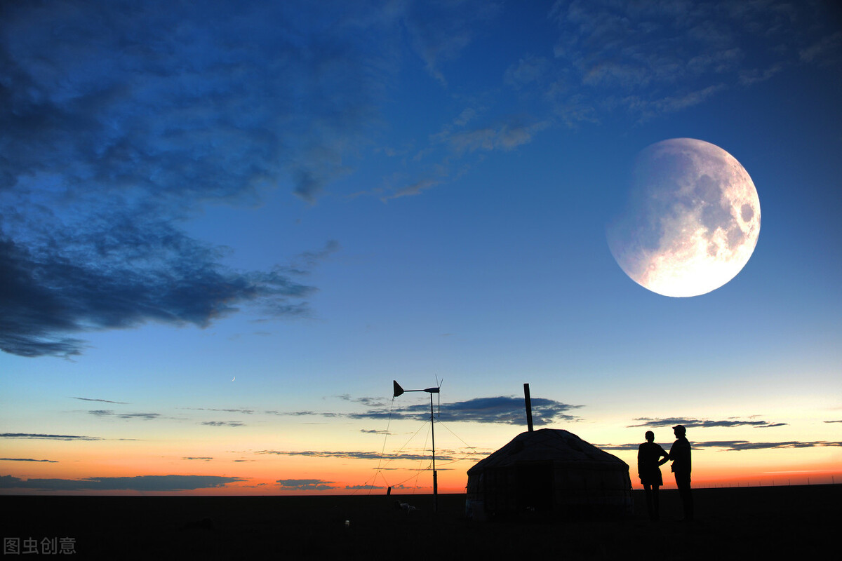 杜甫最有名的五律名篇,杜甫在雨天写下的旷世名作