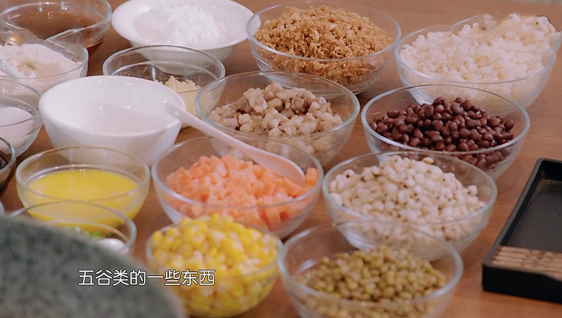 中餐厅第三季林大厨教蒜蓉粉丝虾,中餐厅3林大厨叫做蛋炒饭