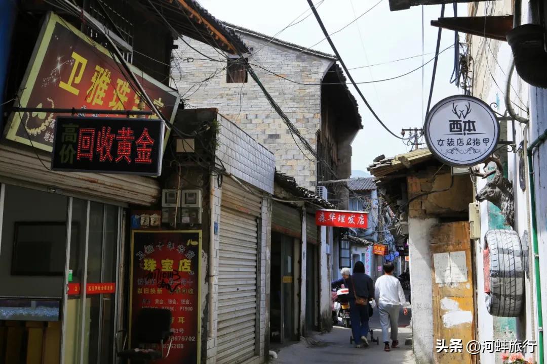 浙江仙居县（2）·文明楼下的东门老街，西门蒋宅里的三透九门堂