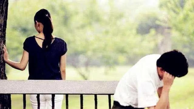 婚外情男人有点动心又怕情人纠缠,男生恋爱中梦到自己出轨