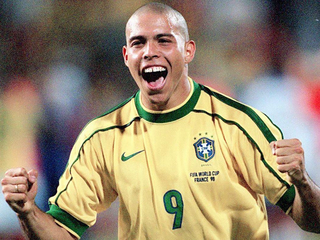 巴西5大世界足球先生中，谁的天赋最强？