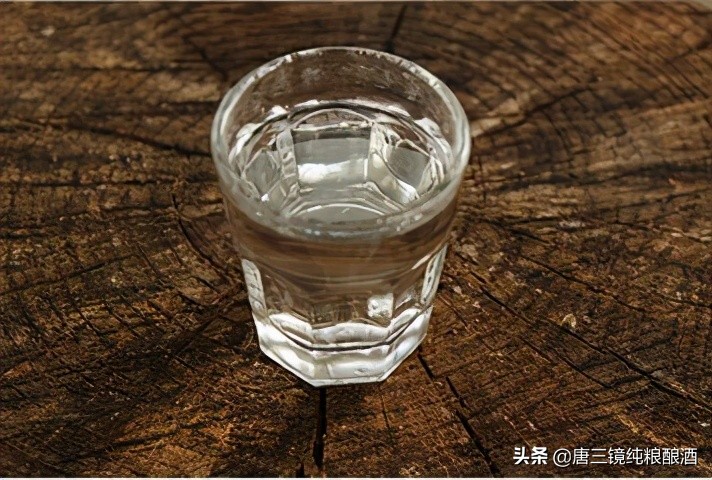 全粮新工艺与传统工艺酿酒的区别,全粮酿酒设备的缺点