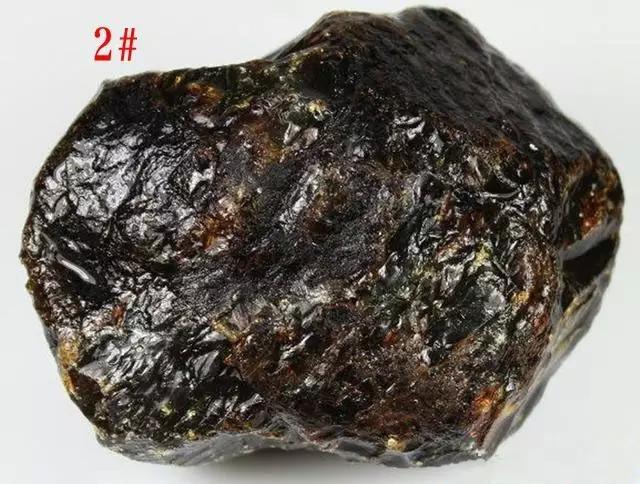 真假琥珀蜜蜡的鉴别,蜜蜡手串的种类及鉴别