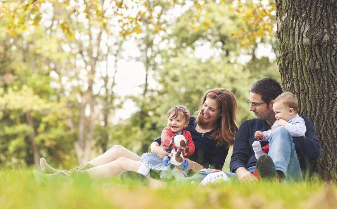 小孩爱撒谎是智力高的表现吗,孩子出现撒谎的现象是很正常的