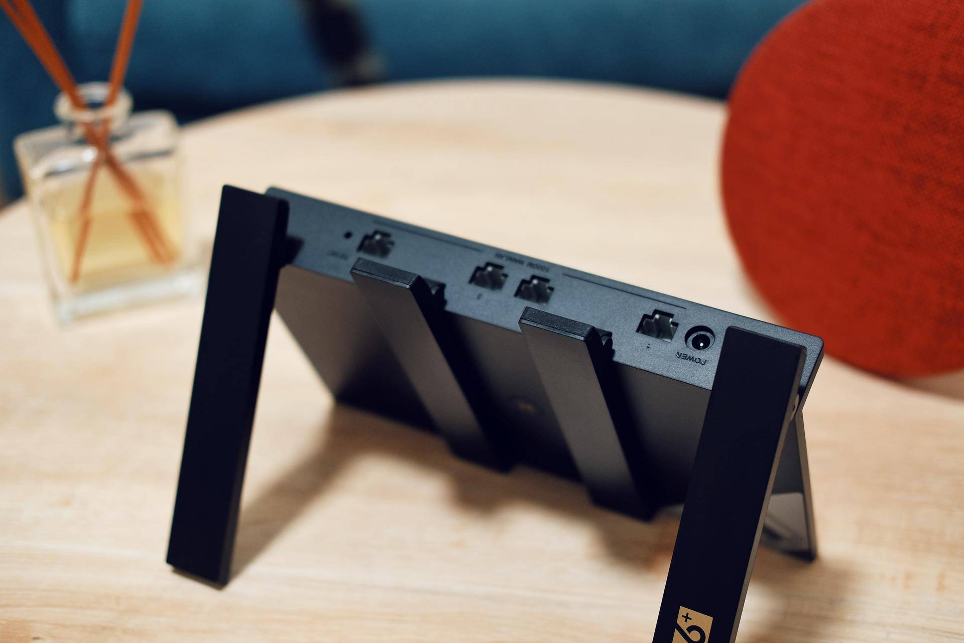 华为ax3pro路由器老款和新款对比,华为路由ax3pro测评