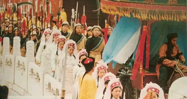 小燕子和塞娅是同学，张铁林喝茶喝出皇阿玛《还珠》幕后你知多少