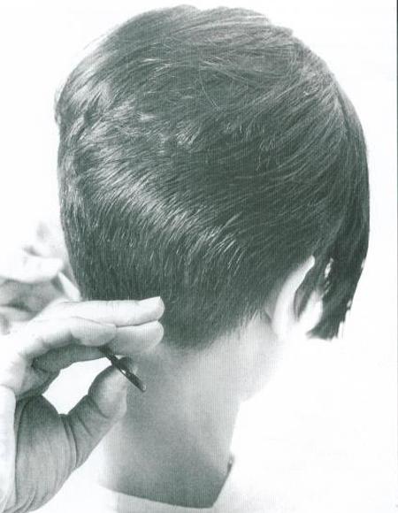 沙宣头短发流行发型剪发教程,沙宣短发发型剪发教程