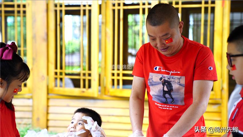 传统手工月饼感受中秋文化,迎中秋庆国庆节活动主题手工做月饼