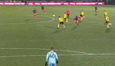 曼城2-0埃弗顿丁丁最后射门,曼城3-0伯尔尼年轻人集锦