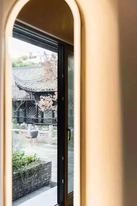 成都周边拍照打卡民宿,成都适合拍照的网红打卡地民宿