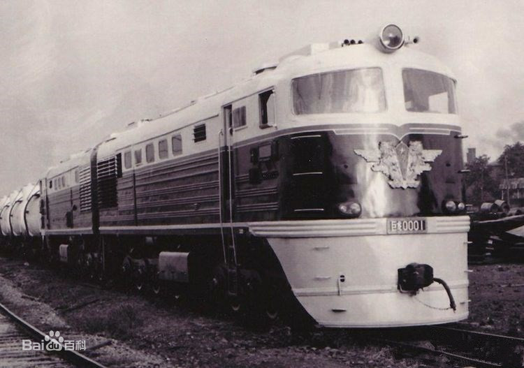 中国第一辆东方红内燃机车,中国第1代内燃机车