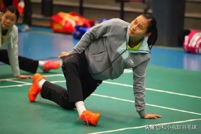 羽毛球的笑话,新手打羽毛球很菜会被嘲笑吗