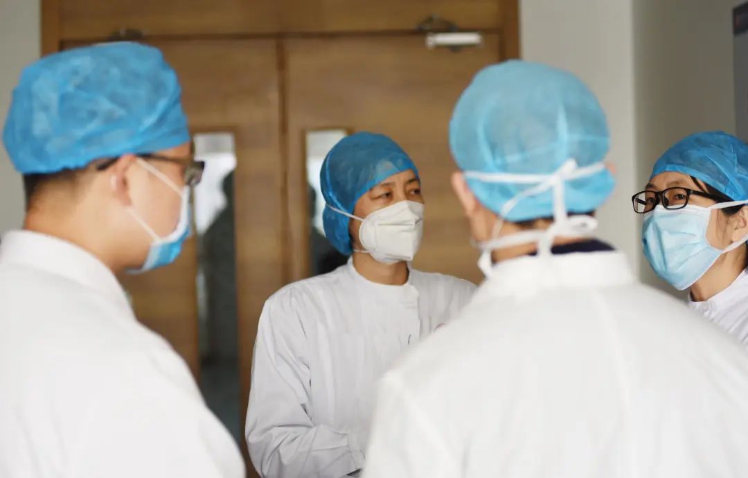 番禺｜“选择感染性疾病科专业的第一天，我就知道自己的责任”：奋战抗疫一线的白衣战士付喜花