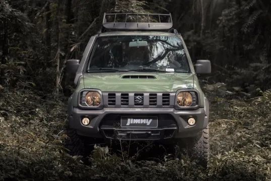 四驱铃木吉姆尼,吉姆尼和铃木维特拉