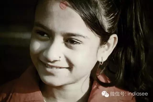 留着山羊胡子的回族人,留着山羊胡子