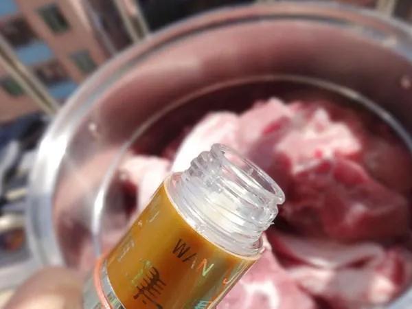 为什么柳州腌腊肉容易长霉,腌腊肉没有太阳都起了白色的霉