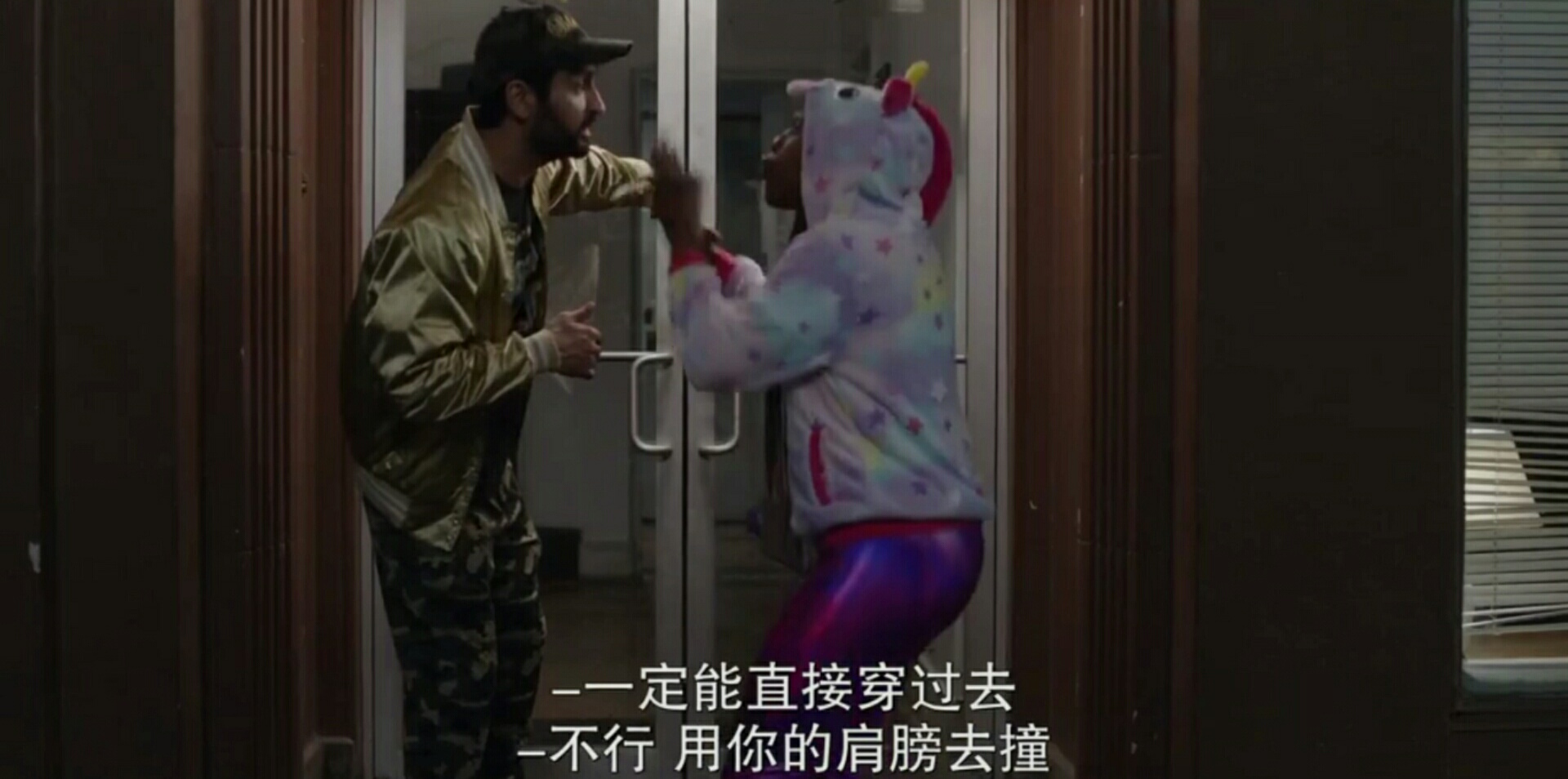 鐖辨儏楦焧helovebirds,鐖辨儏楦熺殑鑷晳thebirds