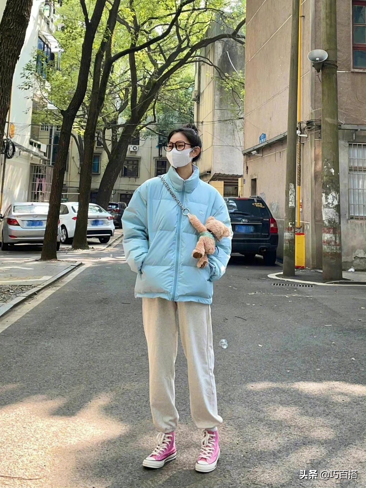 短款显瘦洋气羽绒服,短款羽绒服时尚高级感穿搭