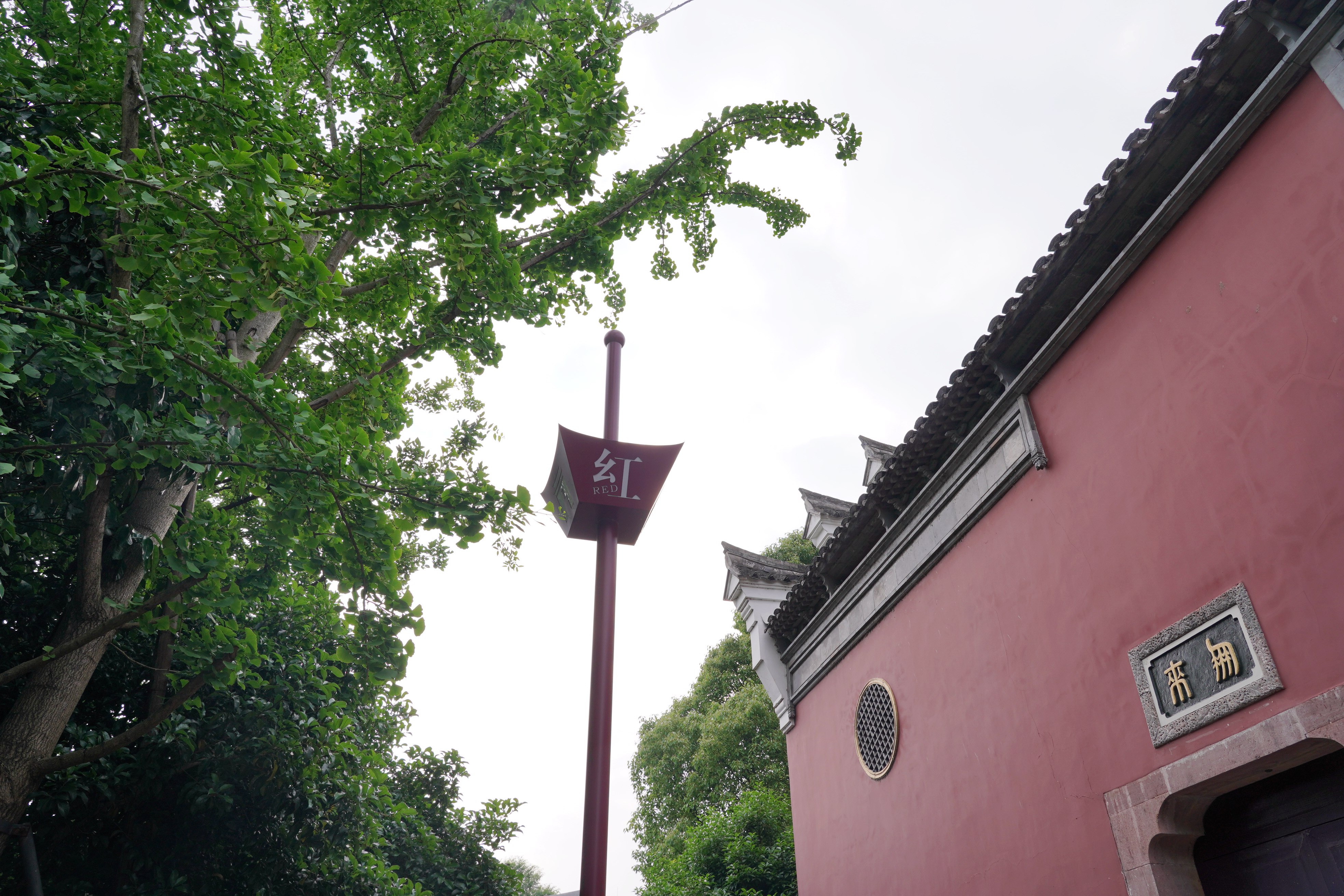 宁波最“古老”的酒吧，由百年古庙改建，全国少有