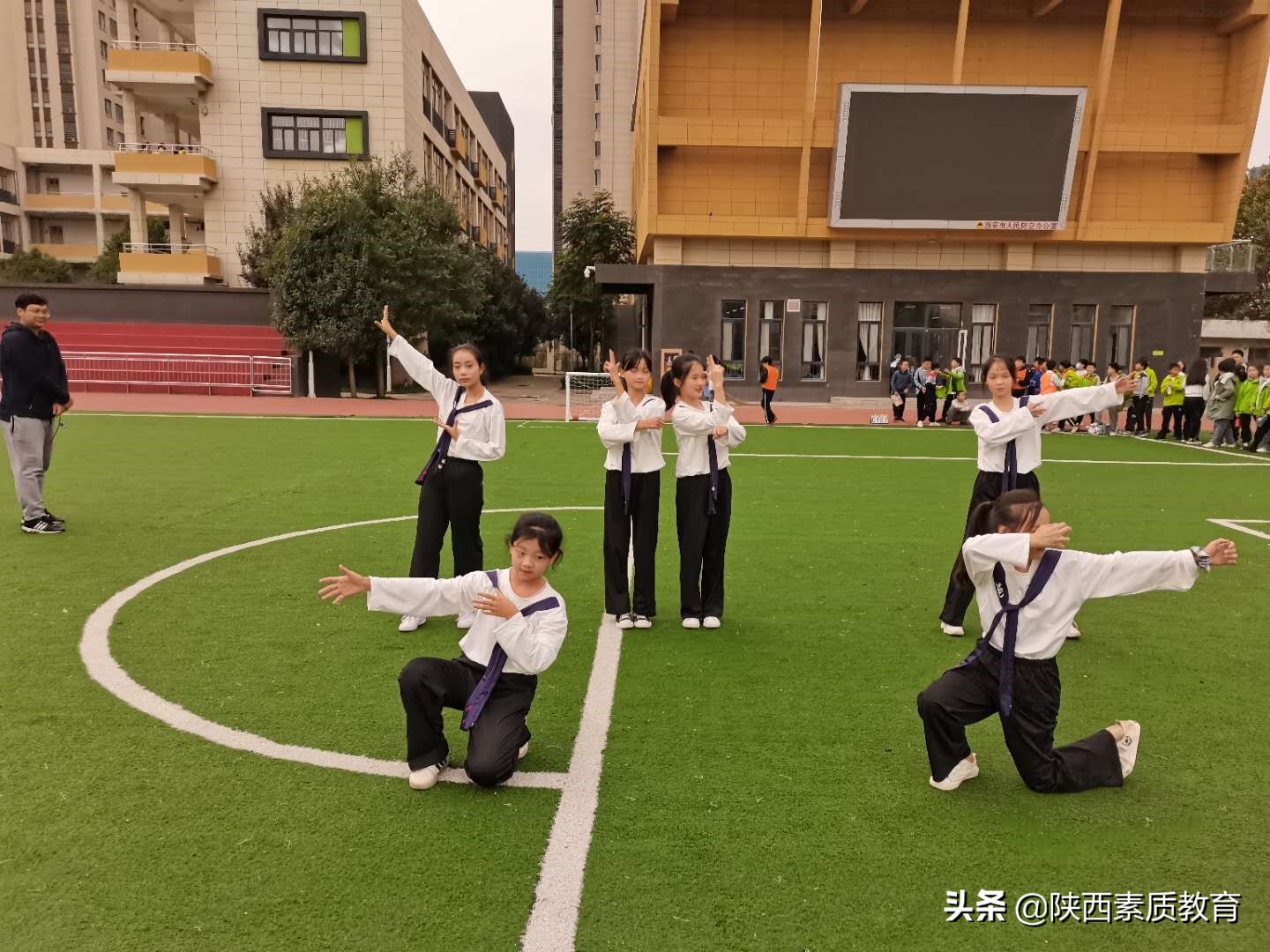 咸阳市第七届校园足球联赛小学,西安滨河学校小学部足球比赛