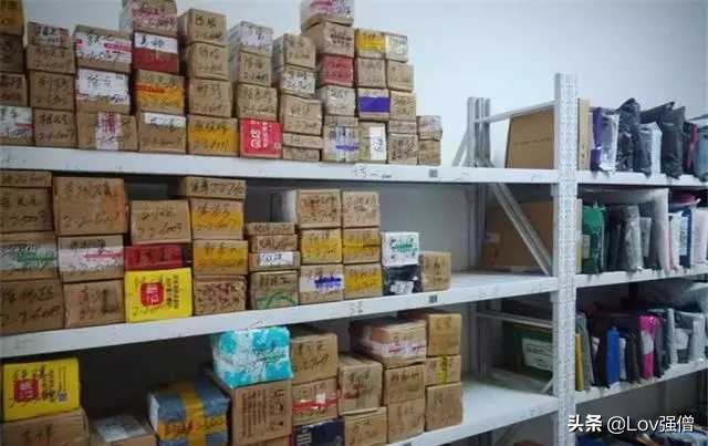 快递小哥上门取件驿站有收入吗,取快递的驿站靠啥收费