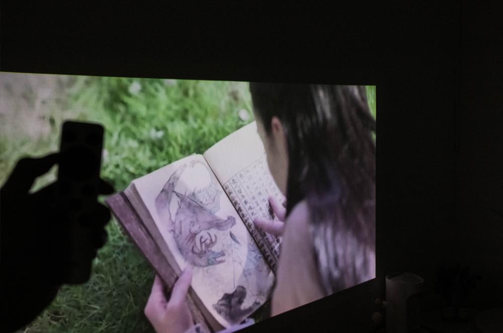 明基gv1投影仪值得买吗,明基投影仪gv1怎么投影