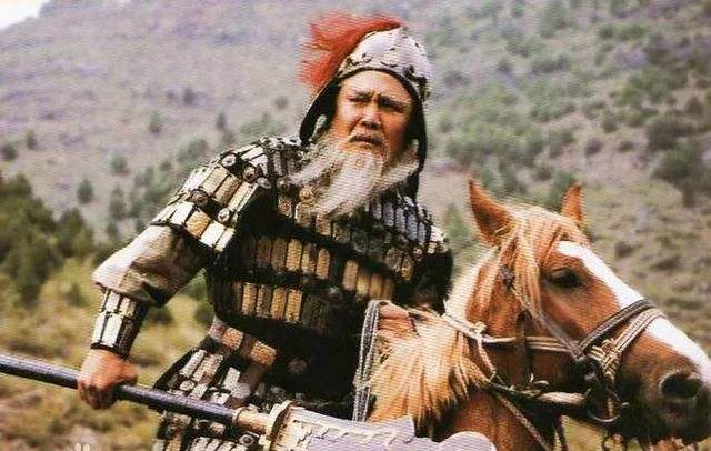 关于黄忠的历史故事,黄忠的一生历史故事