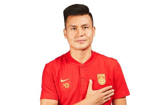 *疆新**足协全面脱钩*疆新**足球全新启航许明当选主席孙继海副主席