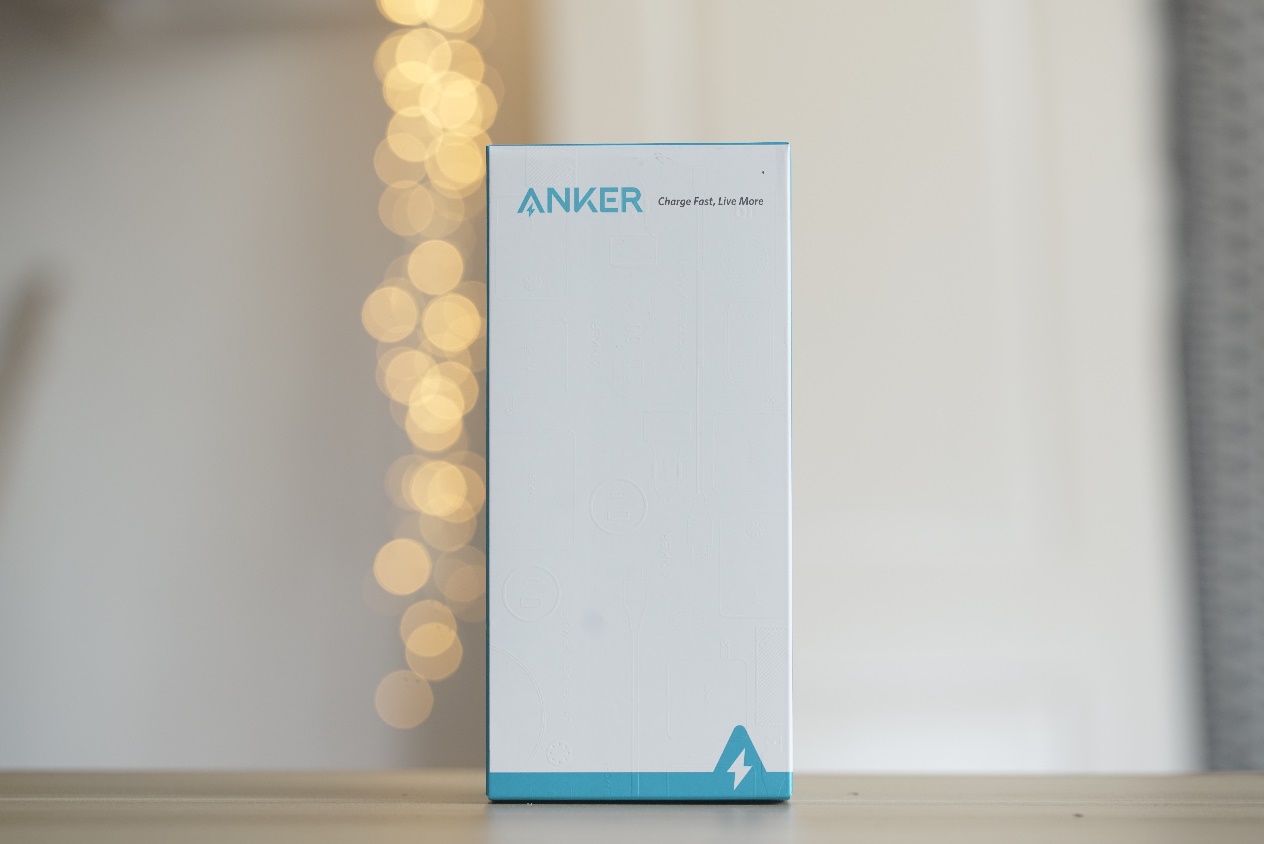 anker10000毫安移动电源评测,为笔记本电脑充电的电池