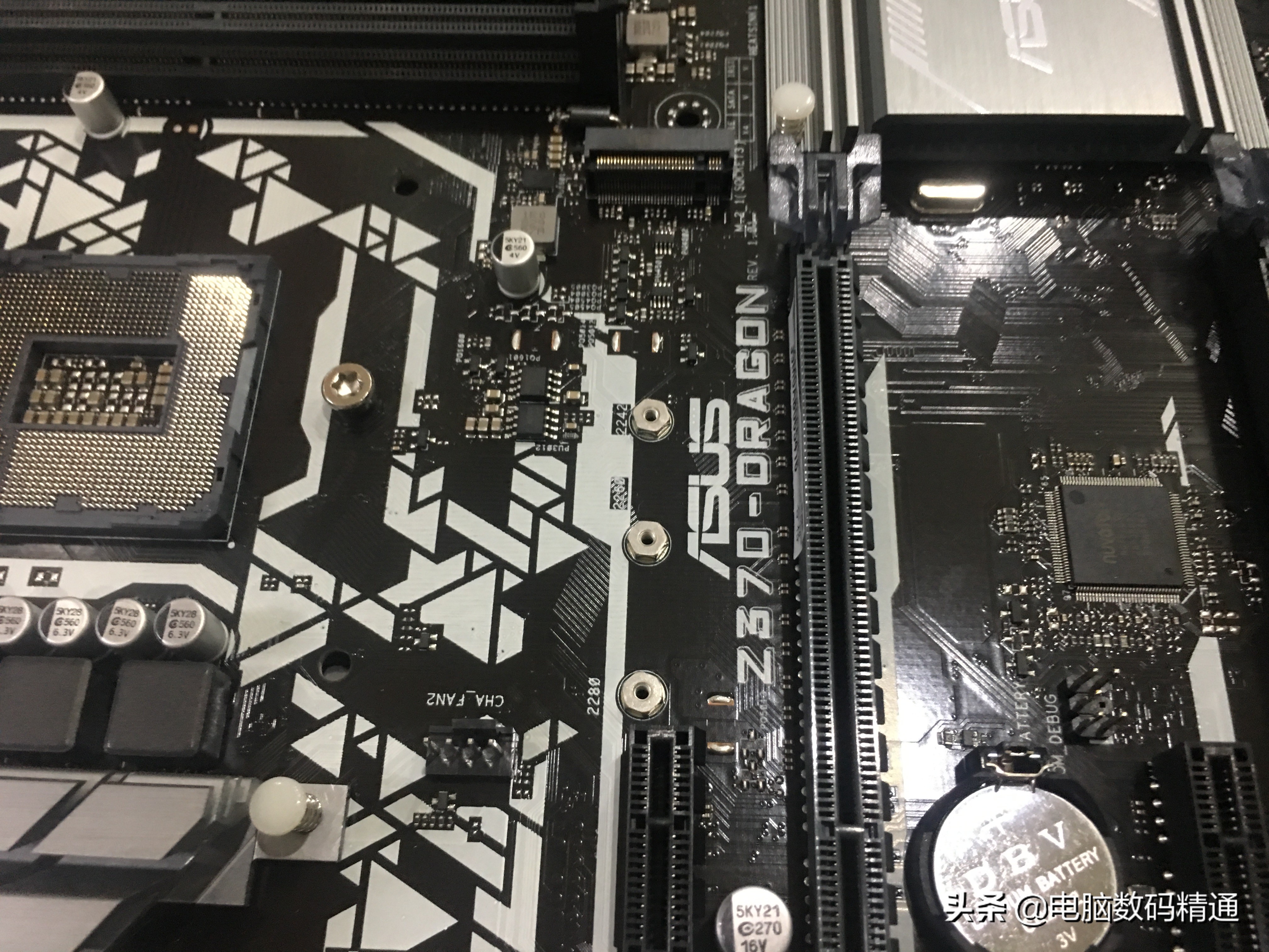 给同学组装一台电脑,学生组装一整台电脑