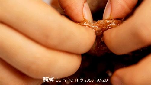 *男猛**深夜在线烧烤！柠溪这间3年串串界老店，变了…