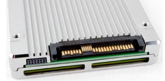 固态硬盘应该买什么接口的好用,固态硬盘哪种接口比较好一点的