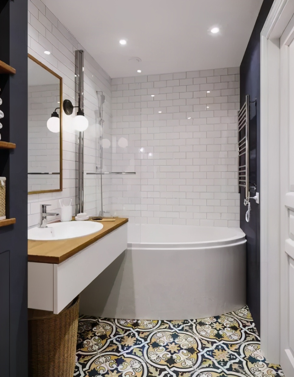 淋浴房和浴缸怎么选,浴缸和淋浴房哪个更经济实用