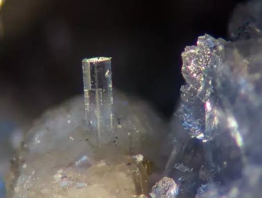 黄金矿石的鉴别方法,100种漂亮矿石