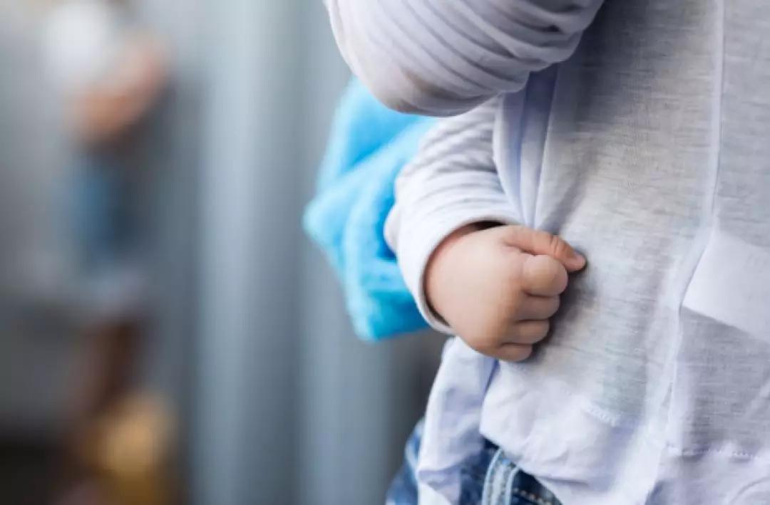 孩子总是为一些没有发生的事哭,孩子为了一些不重要的事浪费时间