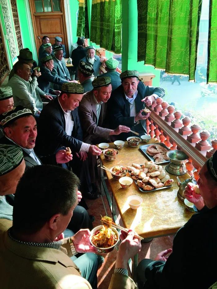 疯魔了？从长安西行天竺，女子重走玄奘路