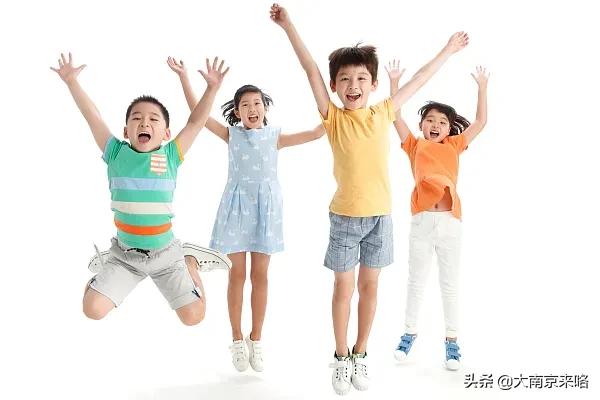 江苏教育频道特种兵军事夏令营,小小特种兵夏令营江苏广电