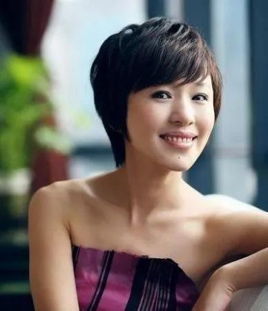 主持人宝晓峰新闻联播,新闻联播新主播宝晓峰图片