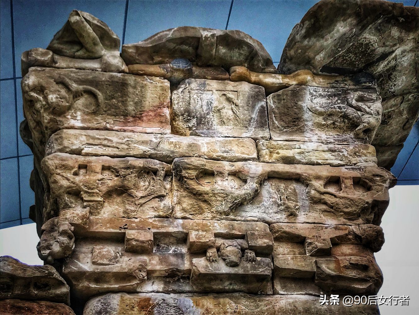 平阳府君阙氏建筑遗存,平阳府君阙图片