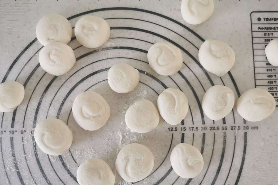 三鲜馅饺子是哪三鲜放香菇行吗,三鲜馅的饺子中的三鲜是哪三种