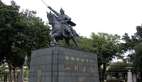 文臣不爱钱武臣不惜死是谚语吗,文臣不爱钱武臣不惜死的翻译