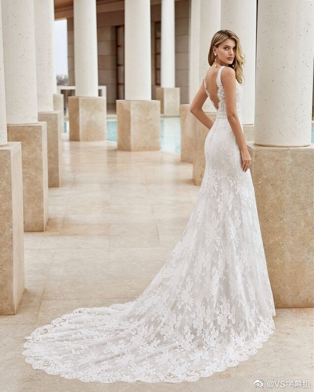 荷兰模特#BregjeHeinen#为婚纱品牌拍摄2020目录